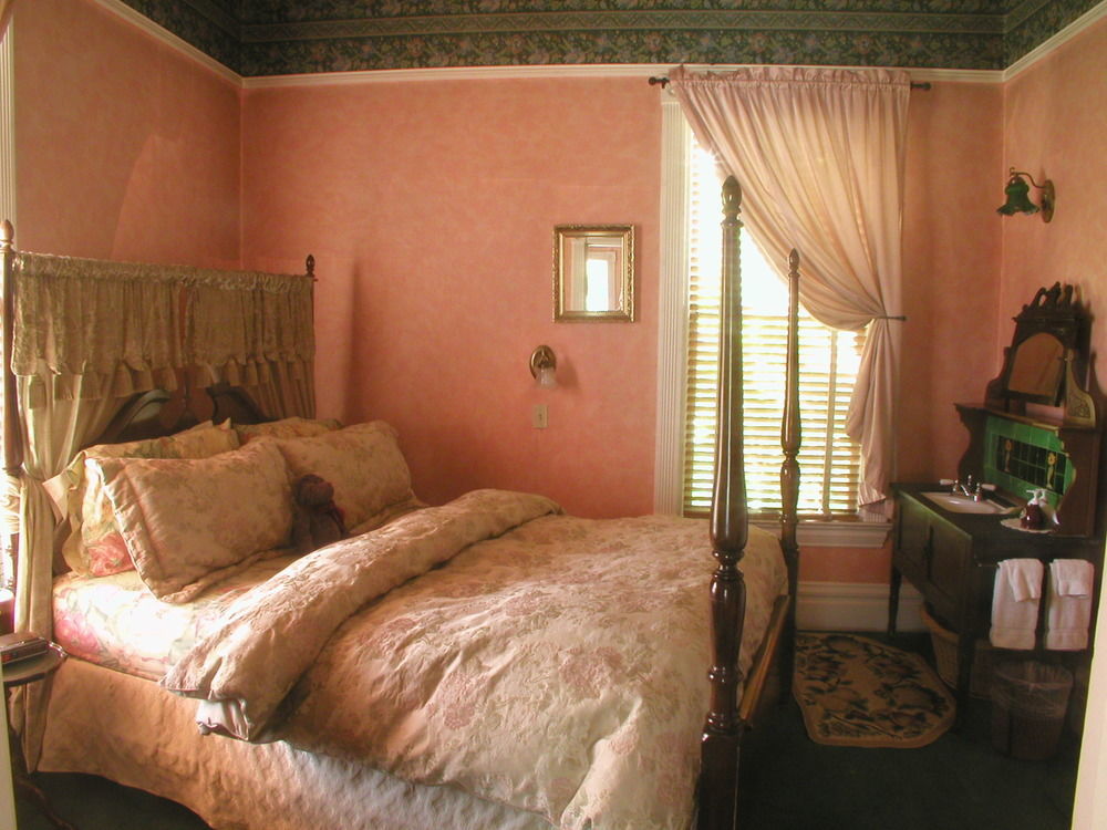 סנטה ברברה A White Jasmine Inn מראה חיצוני תמונה