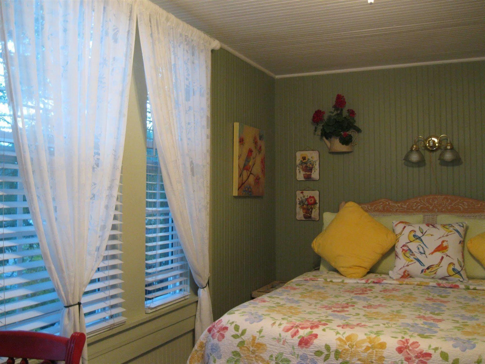 סנטה ברברה A White Jasmine Inn מראה חיצוני תמונה