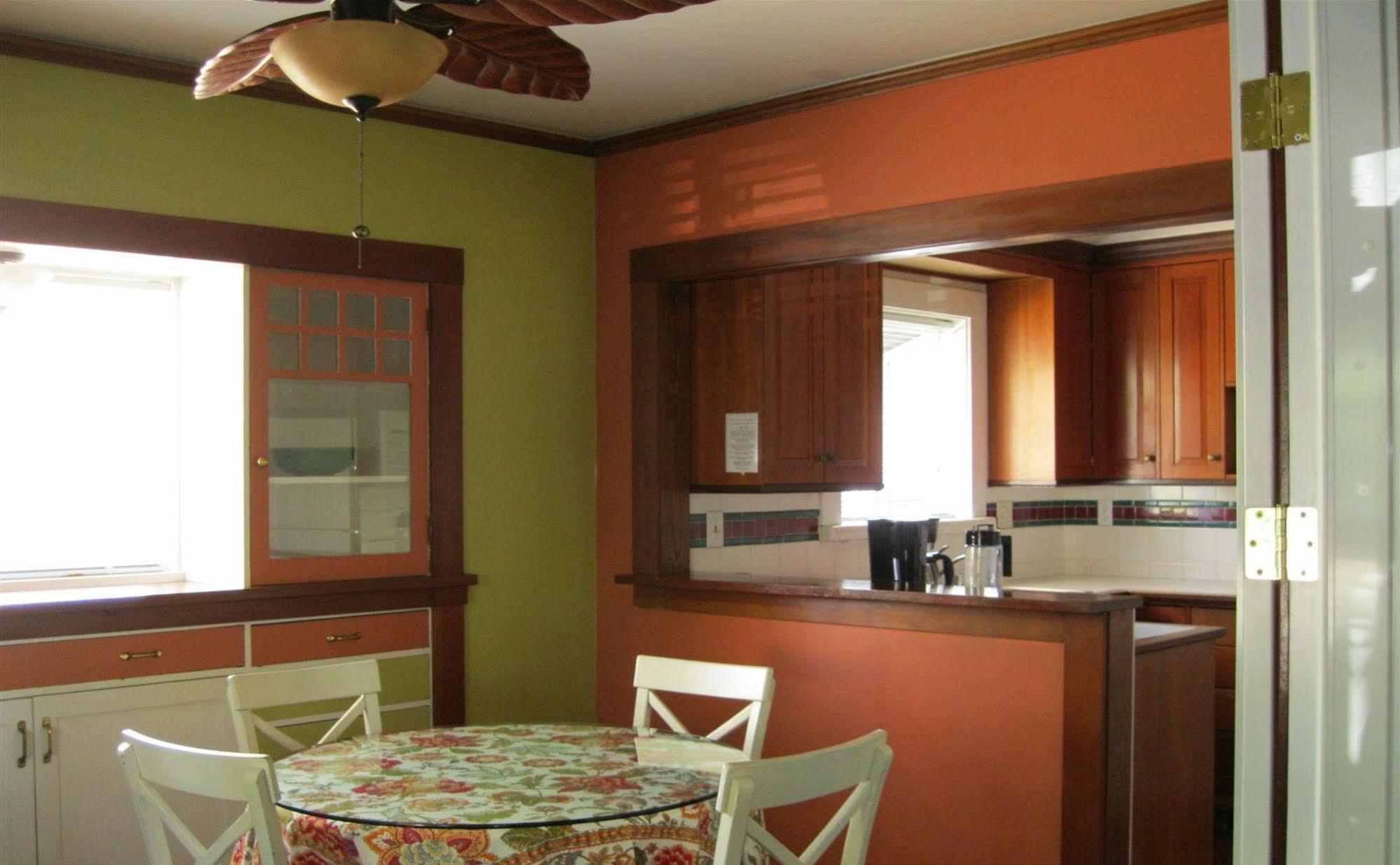 סנטה ברברה A White Jasmine Inn מראה חיצוני תמונה